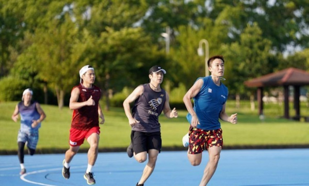 雷速直播-印度羽毛球队碾压丹麦羽毛球队，桃田贤斗绝境逆转
