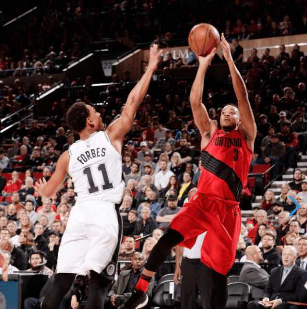 雷速下载-马刺翻盘福建队，麦科勒姆关键制胜