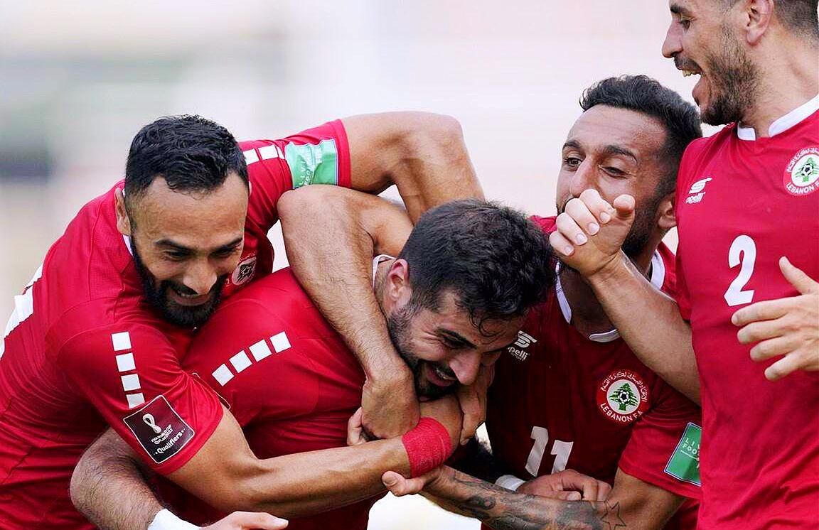 韩国队力克日本队，黄鸭组合带队取胜