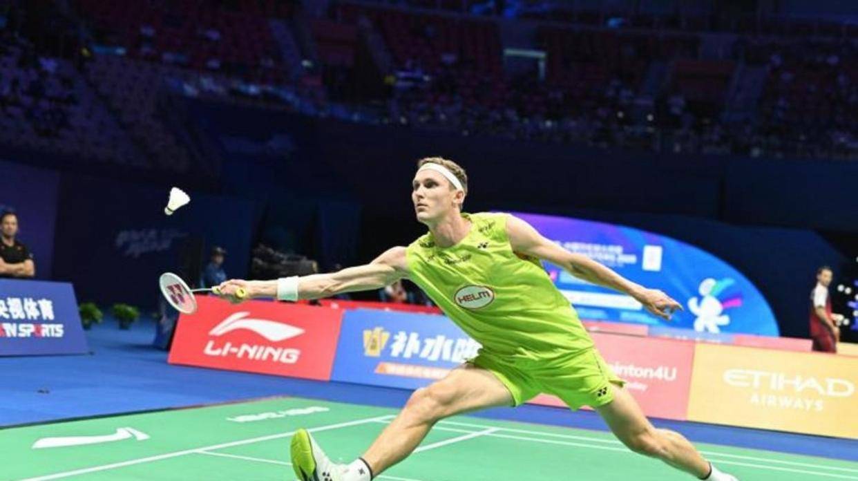 雷速体育比分直播-马来西亚队横扫韩国队，安赛龙点燃赛场