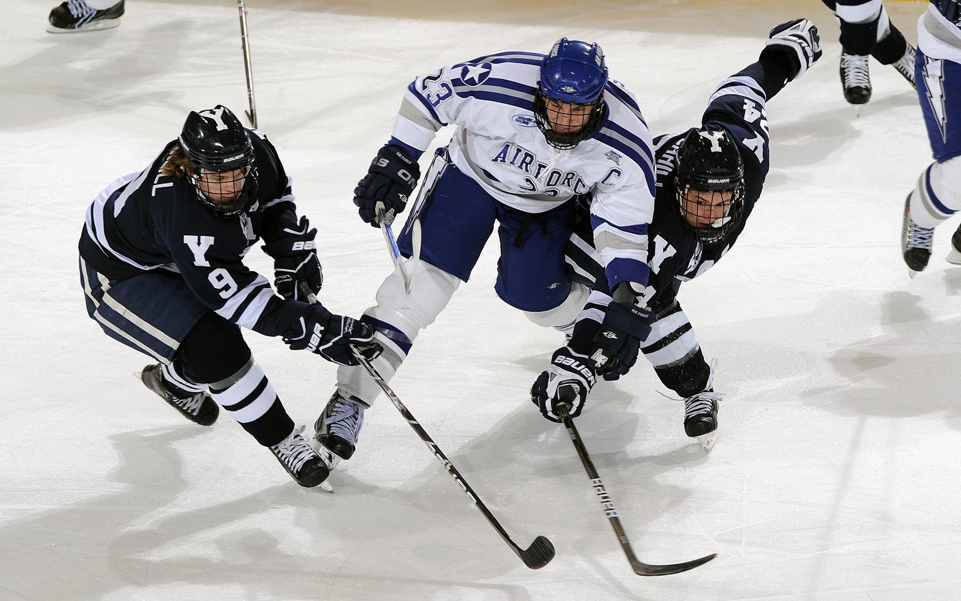 森林狼终结快船连胜，米切尔关键时刻一锤定音