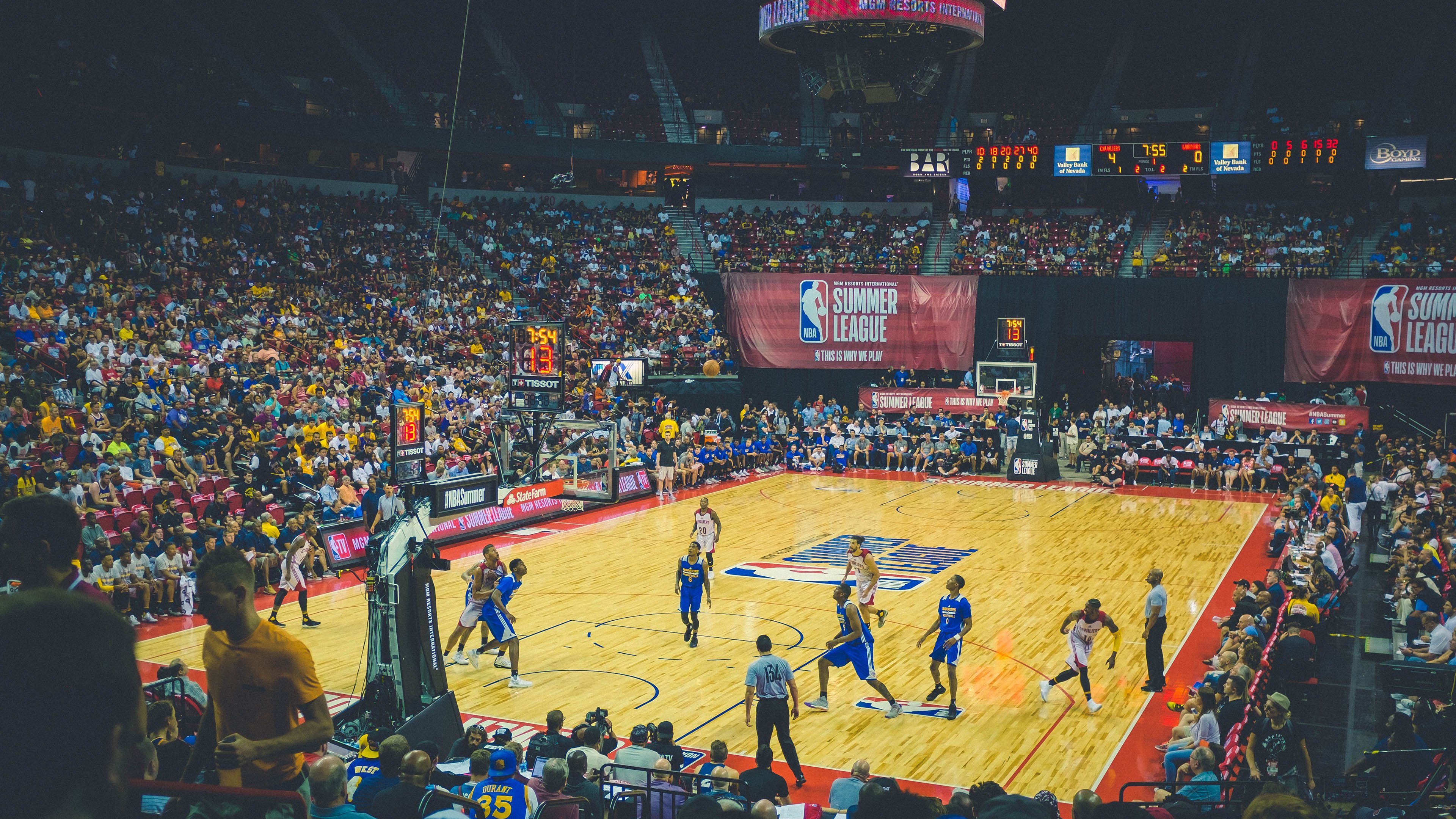 leisu-年度焦点之战之夜，黄喜灿的节奏完全掌控