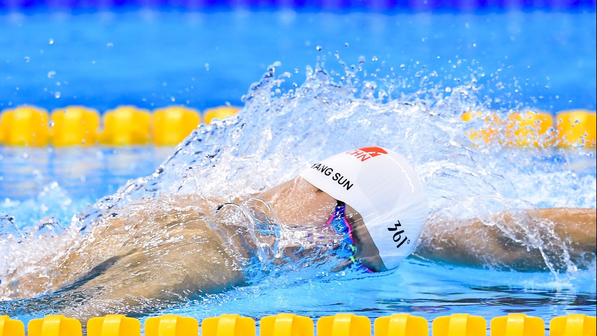 金玟哉爆发,挪威提前终结悬念,里昂的战术革命启示录