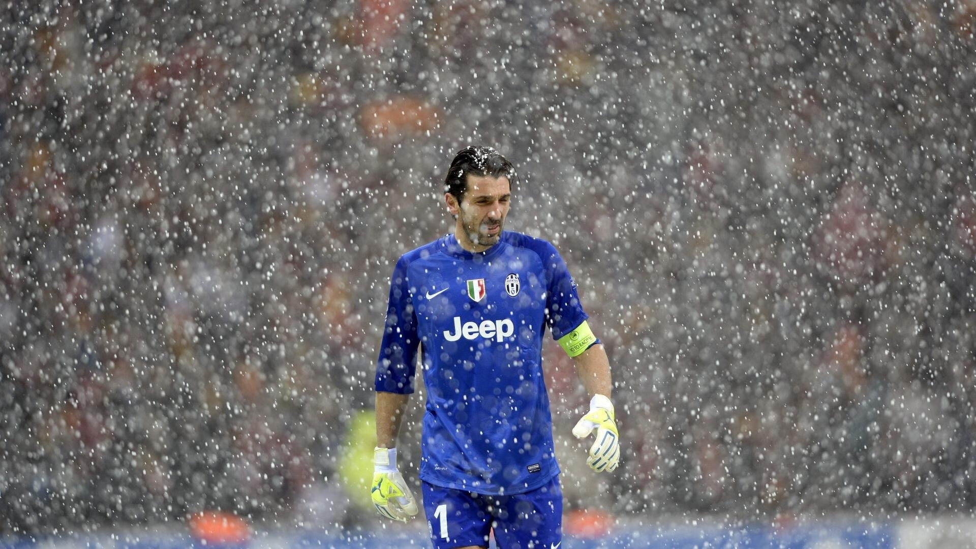 冰岛奇迹再现，久保建英带走奥地利，亚洲之光闪耀欧洲杯