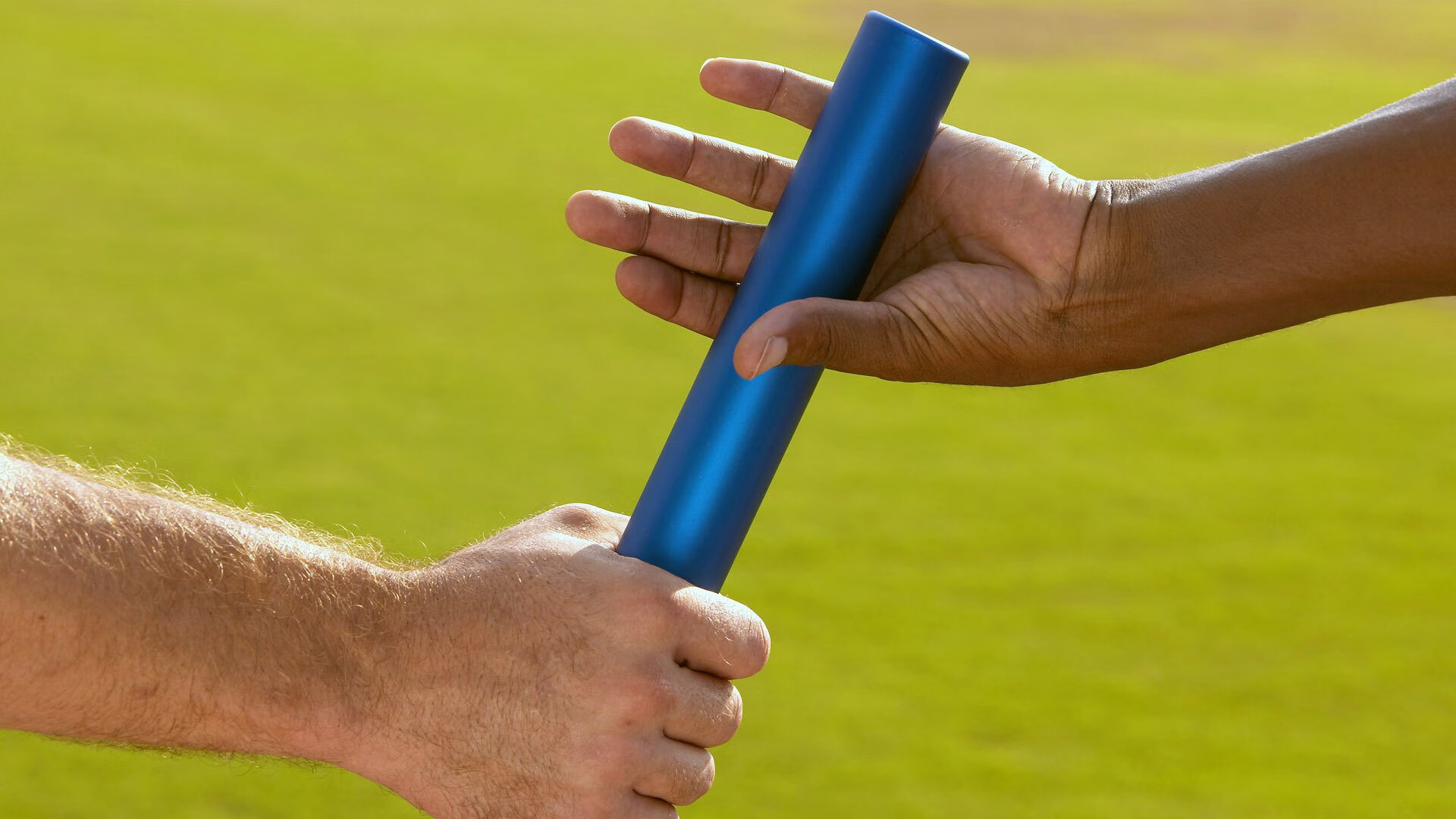 绿茵场与球桌的奇迹之夜，法国队惊天逆转与张本智和的纪录突破